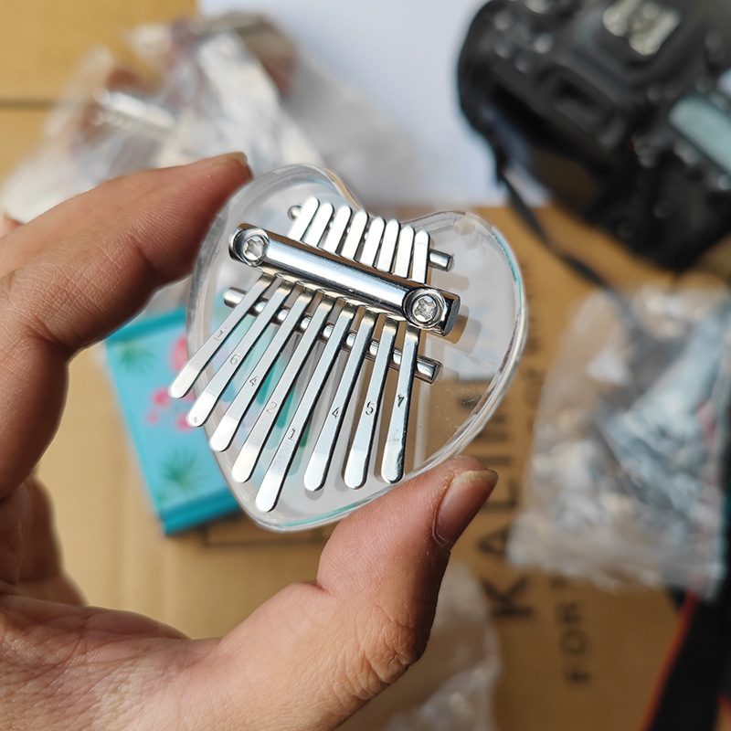 迷你拇指琴8音mini卡林便携透明水晶琴初学者手指乐器琴五指巴式