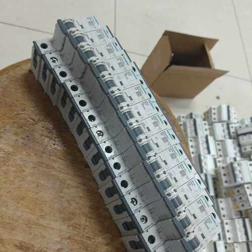 {议价}单P开关5SY5102-7  C2有14个，C1