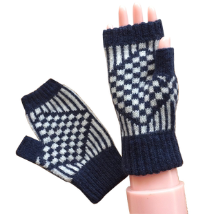 歌诺达秋冬季女羊毛毛线露半指触屏加厚学生保暖韩版可爱写字手套