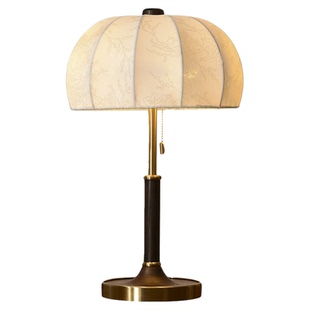 新款侘寂风法式复古台灯现代轻奢卧室床头灯高级感设计客厅氛围灯