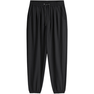 太平鸟男装 黑色束脚裤男抽绳卫裤运动长裤B1GME1338