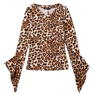 豹纹V领长袖T恤女冬季新款喇叭袖时尚修身韩版显瘦上衣打底衫