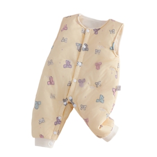 婴幼儿背带裤女宝宝2025新款灯芯绒棉服婴儿三层夹棉加绒保暖冬季