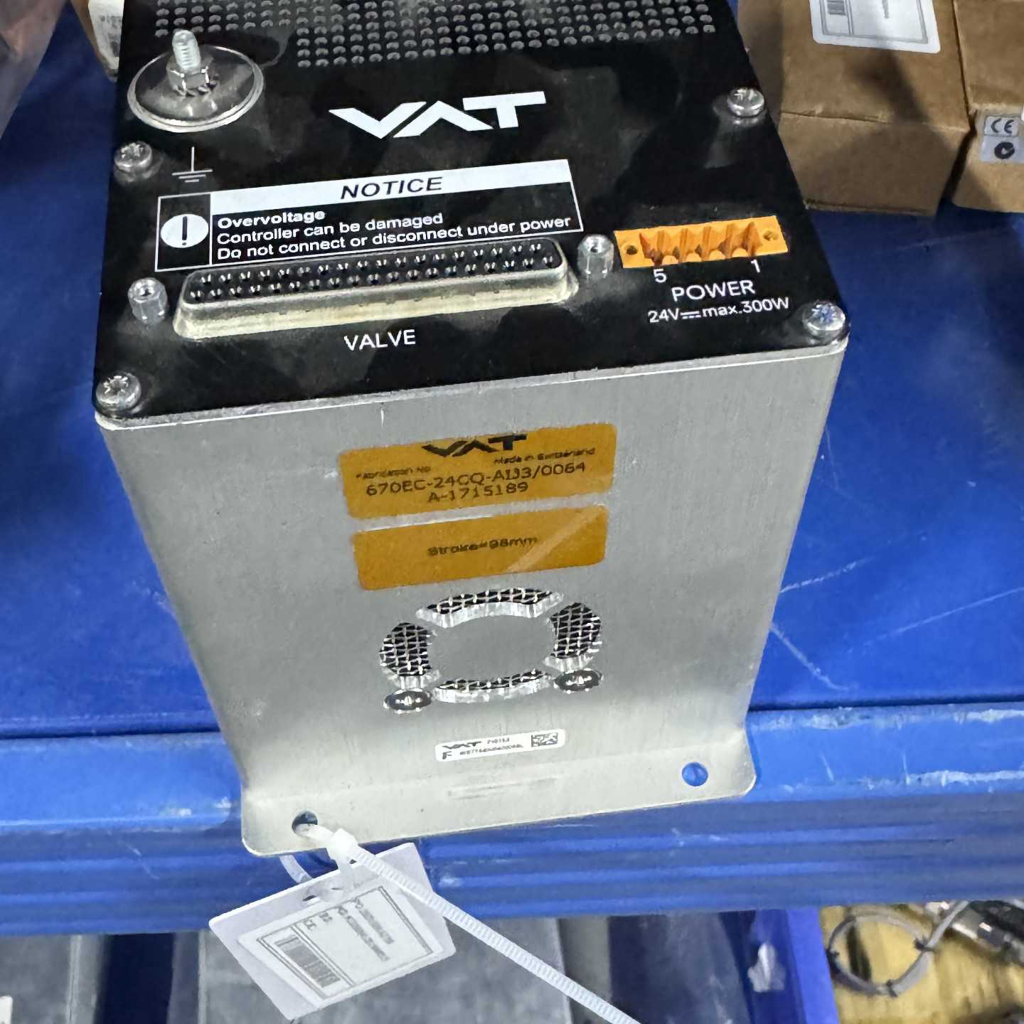 瑞士VAT蝶阀控制器 670EC-24CQ-AIJ3/006议价