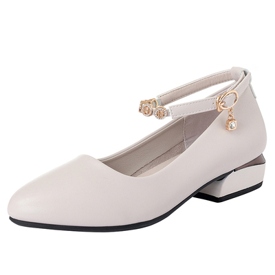 软底新款中年春秋季一字扣鞋子