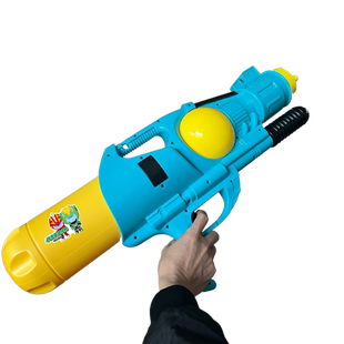 水枪儿童玩具喷水成人冲气加压泼水节护目镜高压充气传奇英雄打气