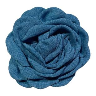 区区欧阳同款牛仔蓝胸花蓝白叠戴小香搭子胸花红人店裙子别针饰品