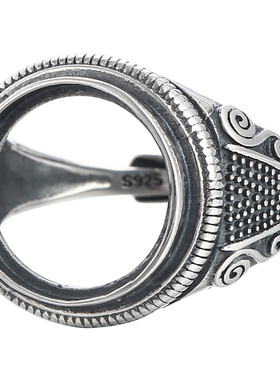 纯银镶嵌蜜蜡绿松石活口南红戒指