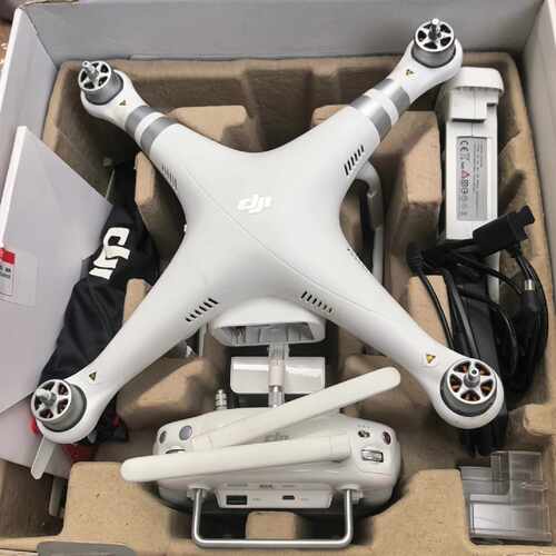 大疆Phantom 3 Advanced，带原装遥控器—议价