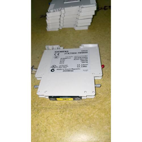 在线议价拆机7个西门子:3TX7004-1MB00继电器，SIRIU