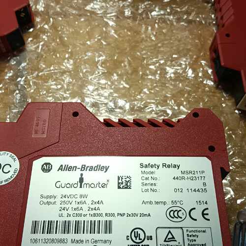 询440R-H23177 MSR211P 原装正品安全继电器A