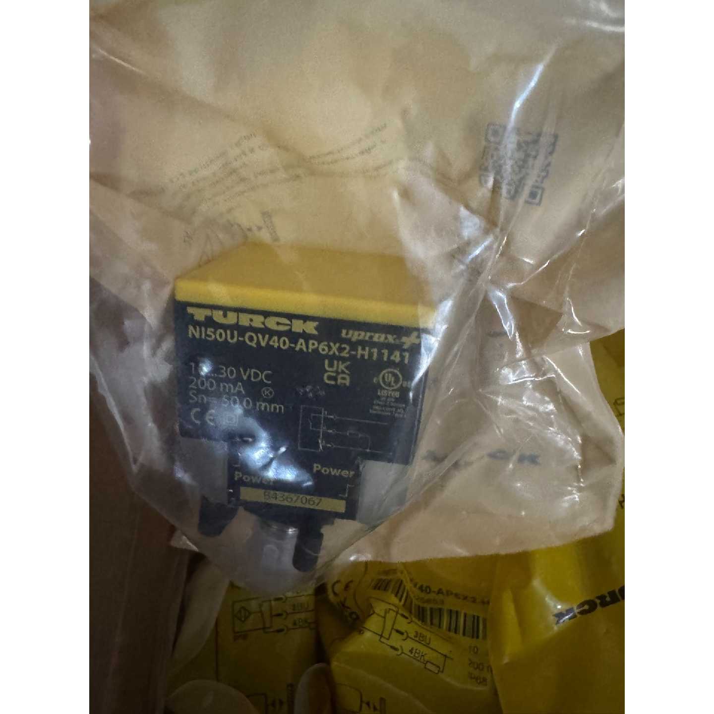 【议价-可维修】 传感器 QV40-AP6X2-H1141 QV40 /二手均有货