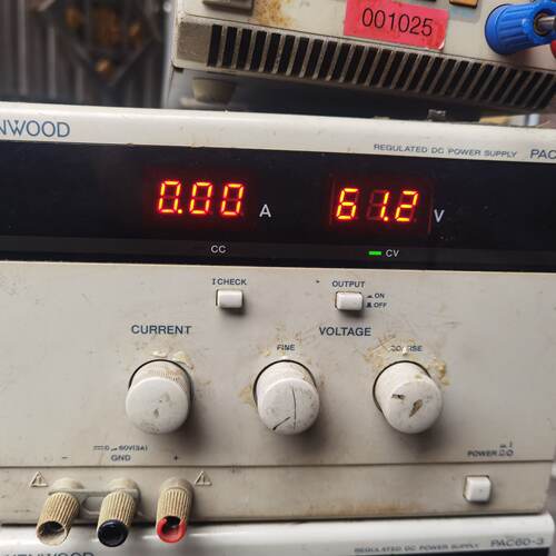 建伍Kenwood PAC60-3可调线性电源  电压/电流