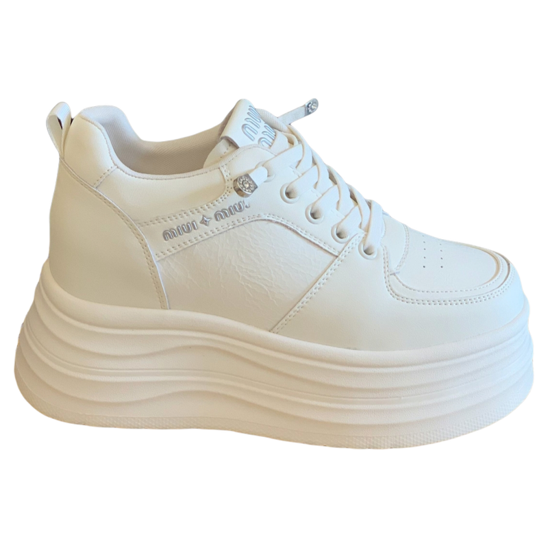 免系带内增高8CM松糕鞋女2025秋季新款显腿长轻便休闲真皮小白鞋