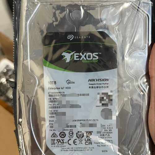 希捷 Exos 10TB硬盘，型号ST10000NM017B议价