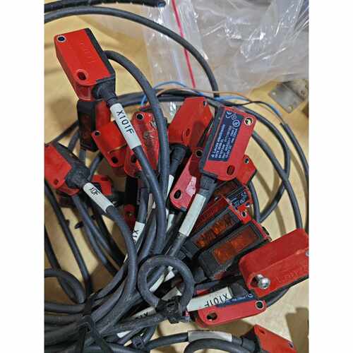 议价26个德国劳易测HRTR3B66XL传感器适用