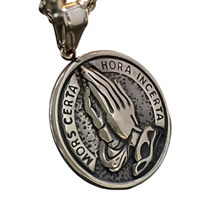 祈祷之手-古法钛钢项链男款复古骷髅维京中古长款转运不掉色项坠