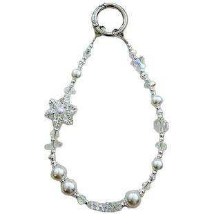 Clove 冬季雪花手机链短款玻璃珍珠水晶串珠钥匙扣高级精致包挂件