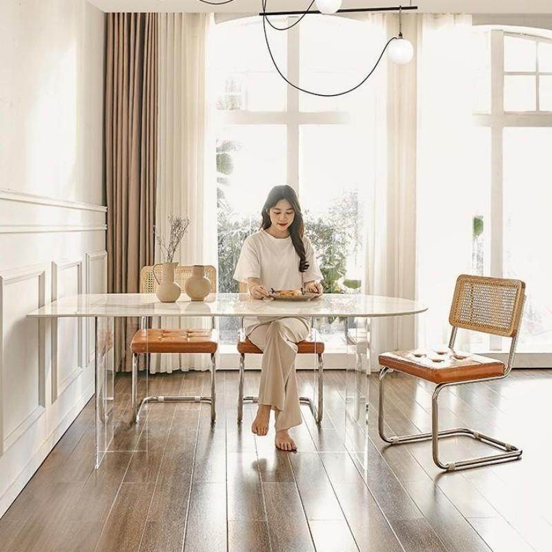 奶油风格岩板餐桌小户型餐桌椅椭圆形半圆组合亚克力饭桌岛悬浮台