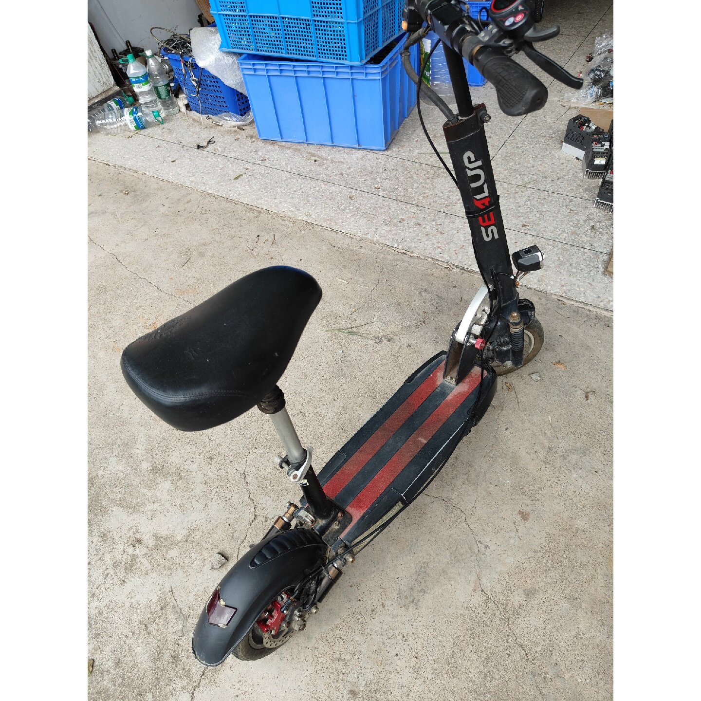 议价希洛普电动滑板车48V21A闲置准备出掉后轮自己改装的油维修