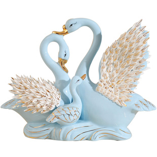 欧式陶瓷小天鹅情侣新婚结婚礼品家居婚房客厅电视柜创意装饰摆件