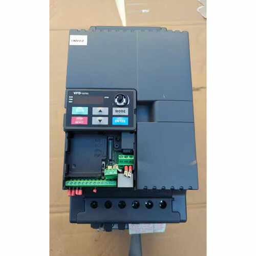 议价台达变频器VFD055E43A维修
