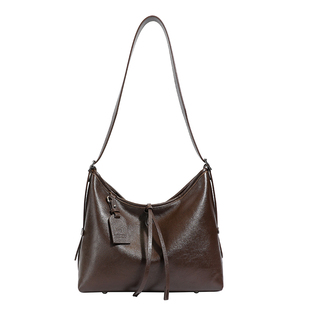 今年流行爆款包包女式2025新款小众通勤托特包洋气百搭单肩斜挎包