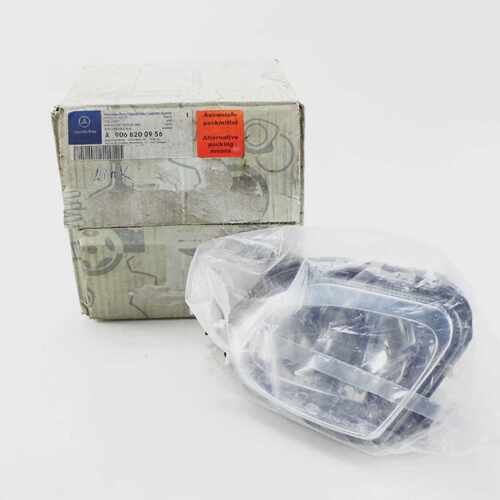 Mercedes Benz Genuine A 906 820 09 56 Fog Light 1NB008275-09