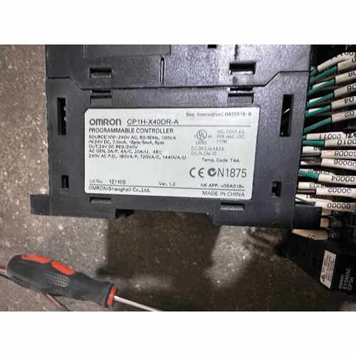 〔议价-可维修〕龙CP1H-X40DR-A主机带着40EDR和8ER共两