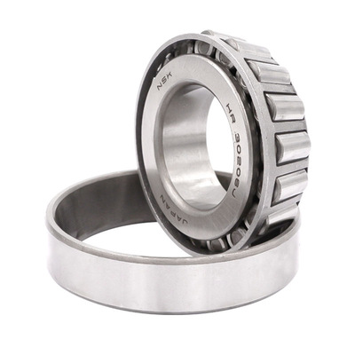 日本 NSK HR 30207 30208 30209 30210 30211 J 圆锥滚子轴承