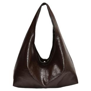 大容量包包女2026新款秋冬季通勤复古质感单肩腋下手提托特水桶包