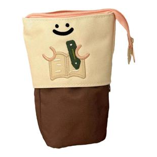 笔袋女生2024新款流行文具袋ins可爱高颜值笔筒学生铅笔盒大容量