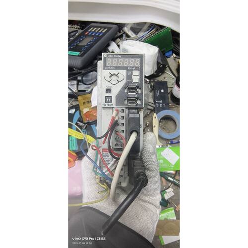 驱动器2071-ap4成色如图卫询价