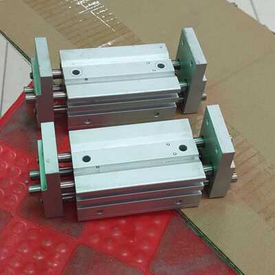 【议价】SMC  MHL2-16D1有2个，成色好，包好包一个13