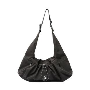 三福包包斜挎包女大容量旅行包运动包单肩包韩系抽褶饺子包通勤包