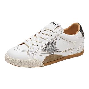 星期六厚底德训鞋女款新款爆款春季内增高星星鞋复古休闲板鞋