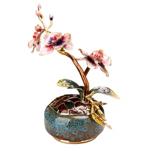 珐琅彩兰之恋高级感艺术摆件
