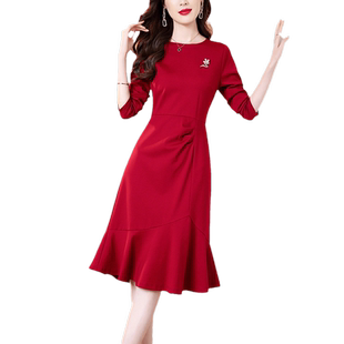 红色连衣裙女2026春秋新款女装高端名媛气质女神范宴会礼服鱼尾裙