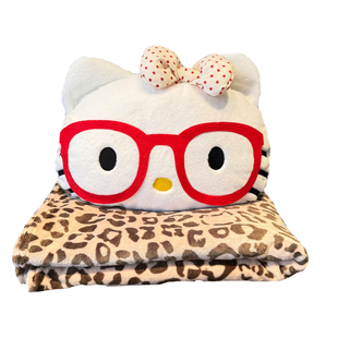 可爱kt猫咪抱枕被子两用靠枕车载办公室午休枕头毯子二合一便携