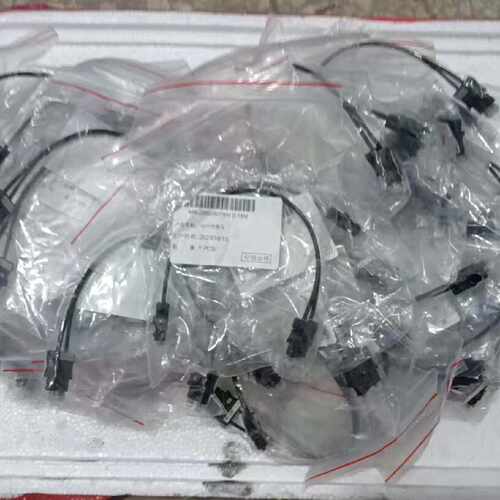 议价三菱伺服光纤通讯线MR-J3BUS015M，全新包装正品有5维修