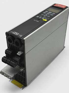 Danfoss VLT5002PT5B20EBR3DLF00A00C0 Frequenzumrichter