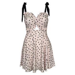 苏拉娜公主连体泳衣女保守显瘦遮肚裙式小碎花小胸INS泡温泉泳装