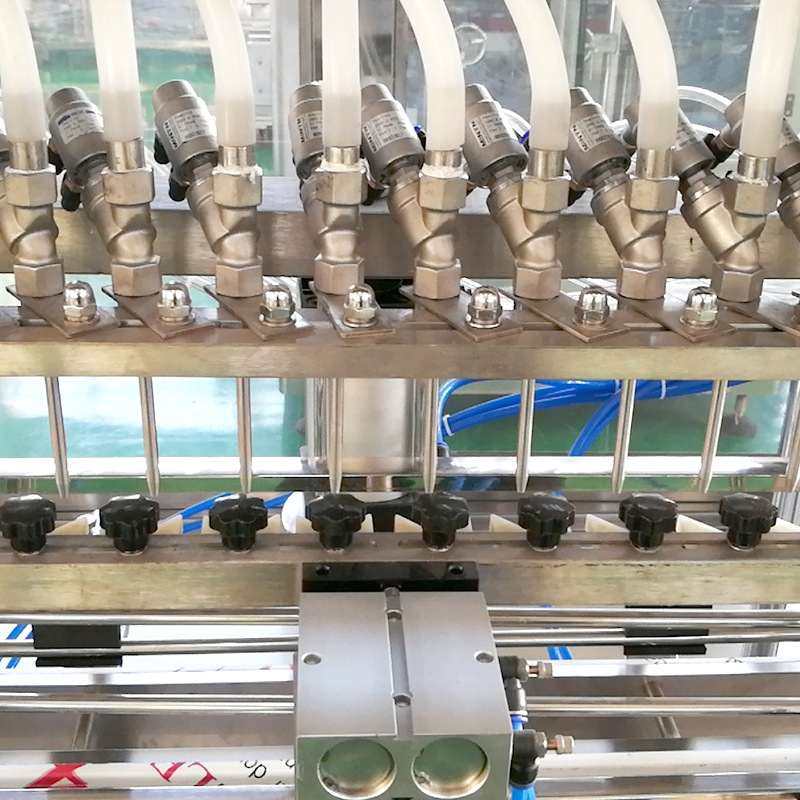 肥料农药兽药灌装设备 液体营养液灌装机 膏体封装机玻璃水灌装机