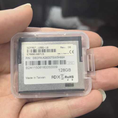 溢价- 5CFAST.128G-10  ，未使用。议