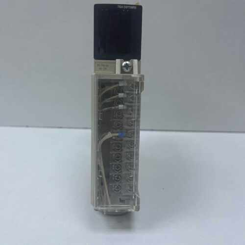 Schneider TSXDSY08R5 Output Module TSXDSY08R5