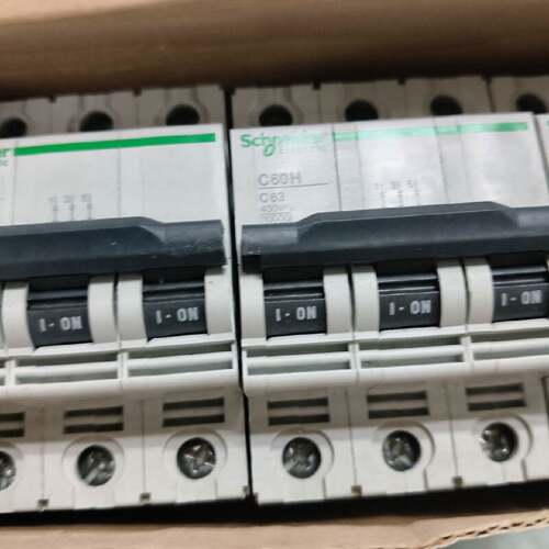 议 价3P断路器C60H3PC63有5个D63的有2个工业自动可 维修