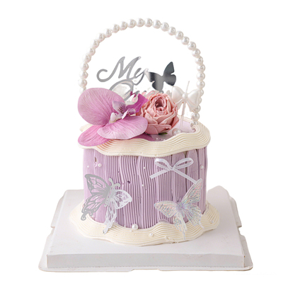 Myqueen妇女节手提篮造型蛋糕