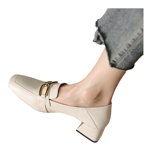 达芙妮方头乐福鞋女款2026年春季新款粗跟软底中跟单鞋通勤小皮鞋