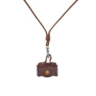 复古皮质包包挂脖项链女高级感长款毛衣链冬季百搭装饰挂链配饰品