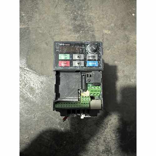 〔议价-接维修〕变频器 型号VFD007E43A 0.75kw 380